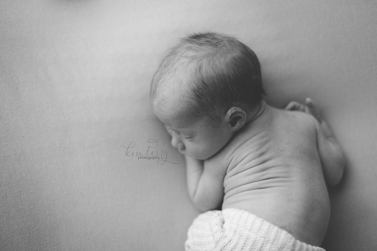 b+w newborn overhead angle